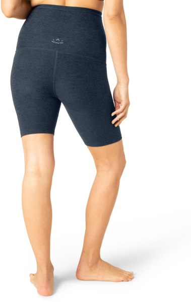 Azul Marino Shorts Biker De Talle Alto Con Tinte Espacial Rei Co-op Beyond Yoga Maternity Mujer